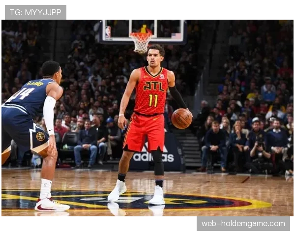 关键节点：老鹰队特雷·杨因防守端两次犯规过早被换下场